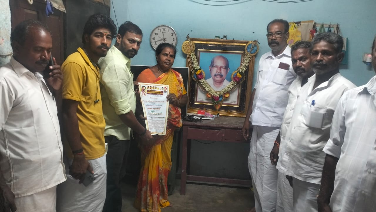 தஞ்சை மாவட்ட செயலாளர் மிசா AVS அவர்களுக்கு பந்தல் ராஜா மரியாதை